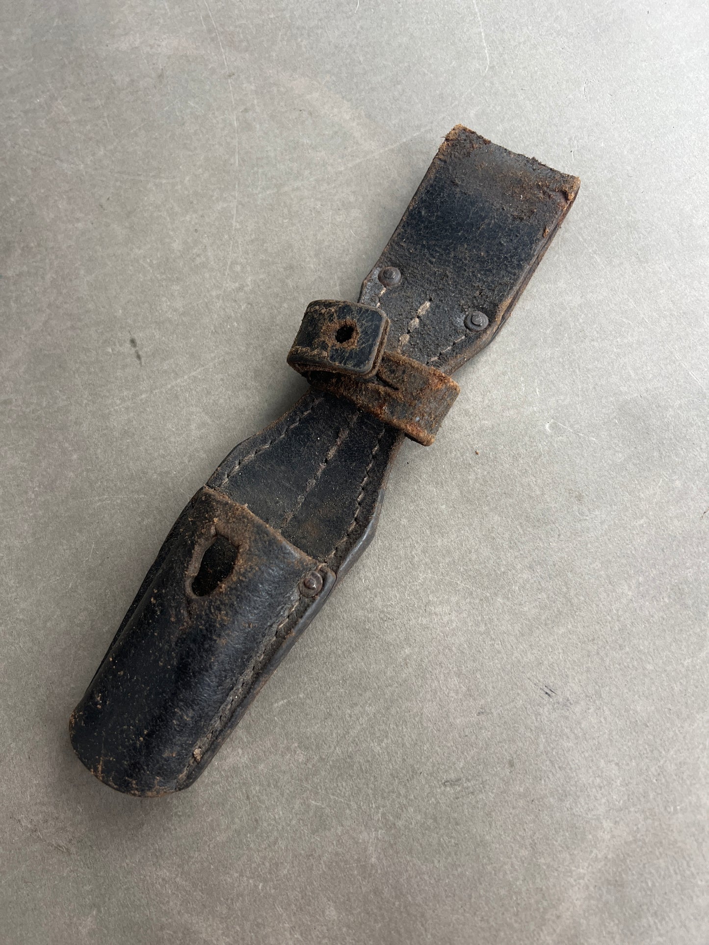 WW2 Tysk K98 Bajonet Frø. Med fremstiller. Kan ikke lukkes. Original.