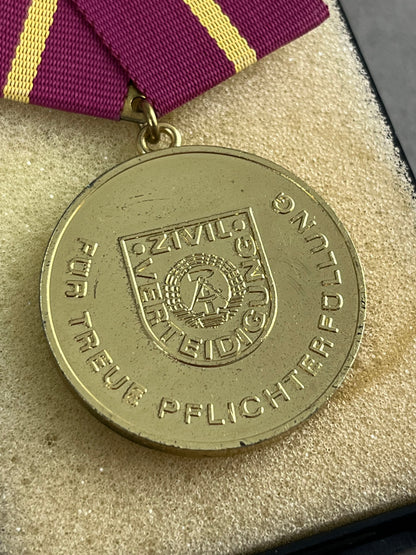 Østtysk DDR Medalje. I æske. Original.