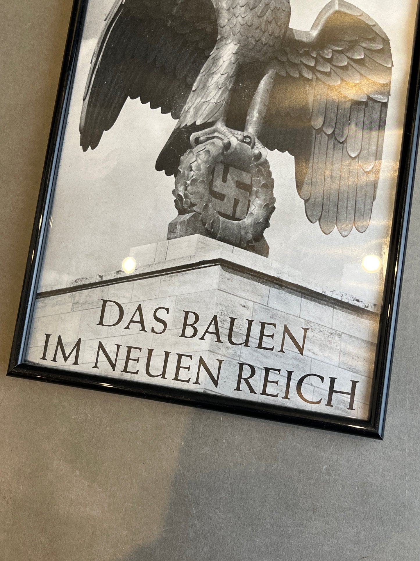 WW2 Tysk NSDAP Udklip/Plakat i nyere ramme. Illustrativ. Original.