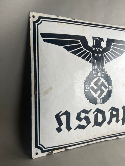 WW2 Tysk Stort NSDAP Emalje Skilt. Stemplet med fremstiller og 1934. Sjælden! Original.