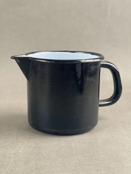 WW2 Tysk Kande, lavet af krigsmateriel efter krigen. Original.