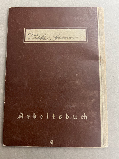 WW2 Tysk Arbeitsbuch. Original.