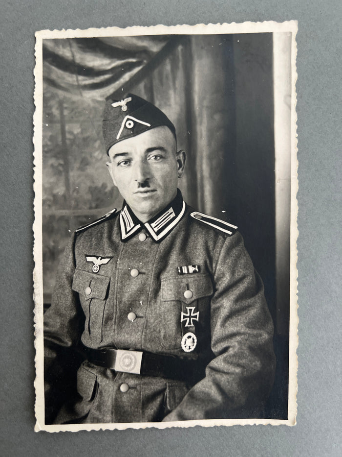 WW2 Tysk Wehrmacht Foto-Postkort. 1. verdenskrig veteran. Original.