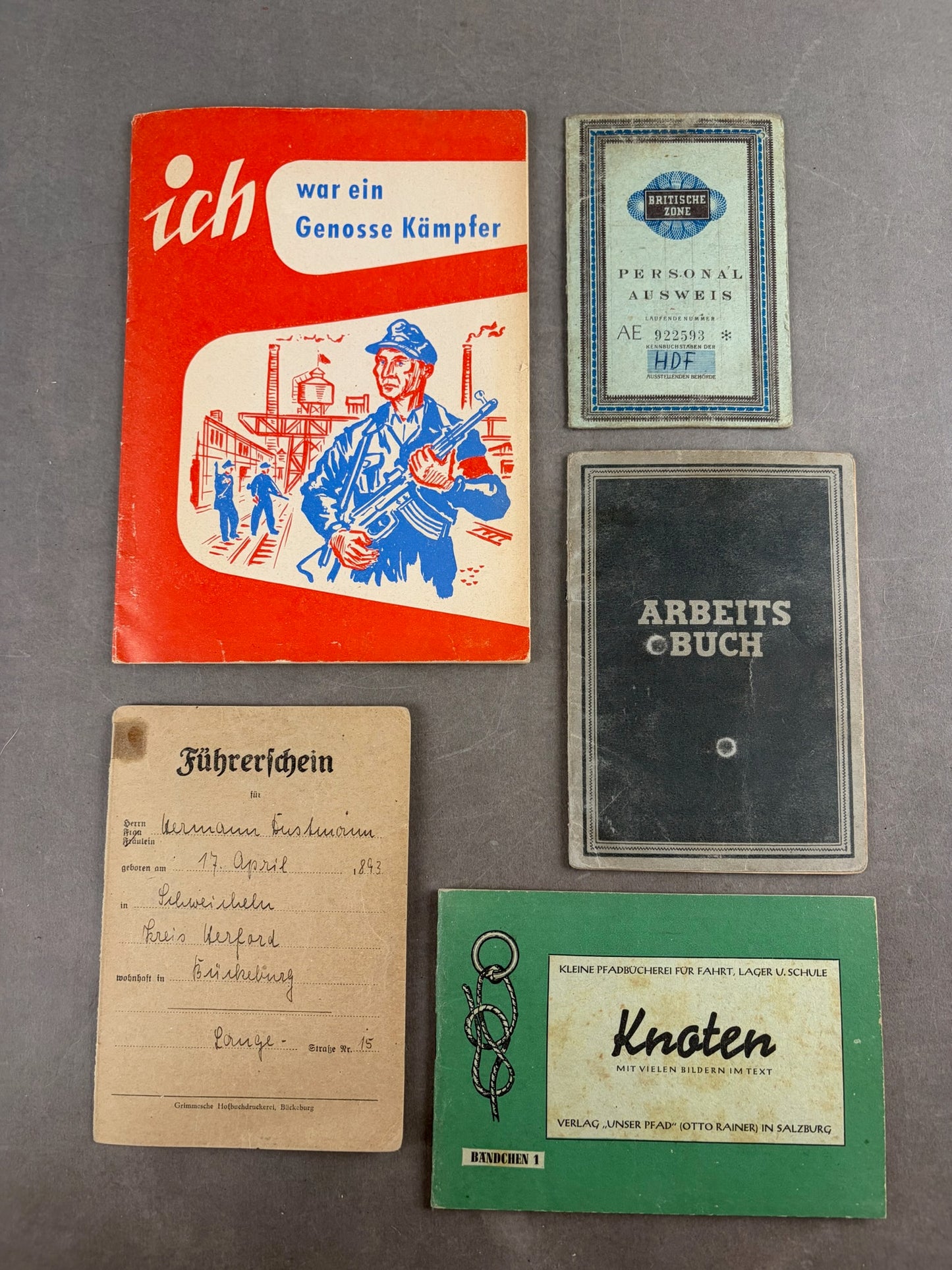 WW2 og Efterkrigs Tysk Blandet Lot. Original.