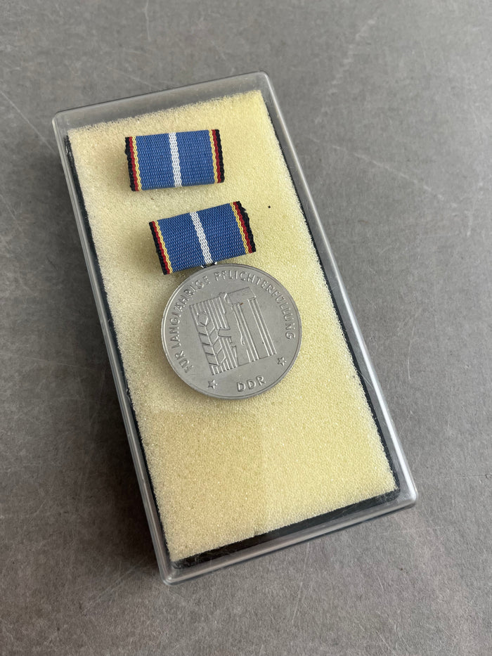 Østtysk DDR Medalje. I æske. Original.