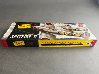 Ældre Samle-/Modelsæt. "Spitfire II". Fremstår komplet.
