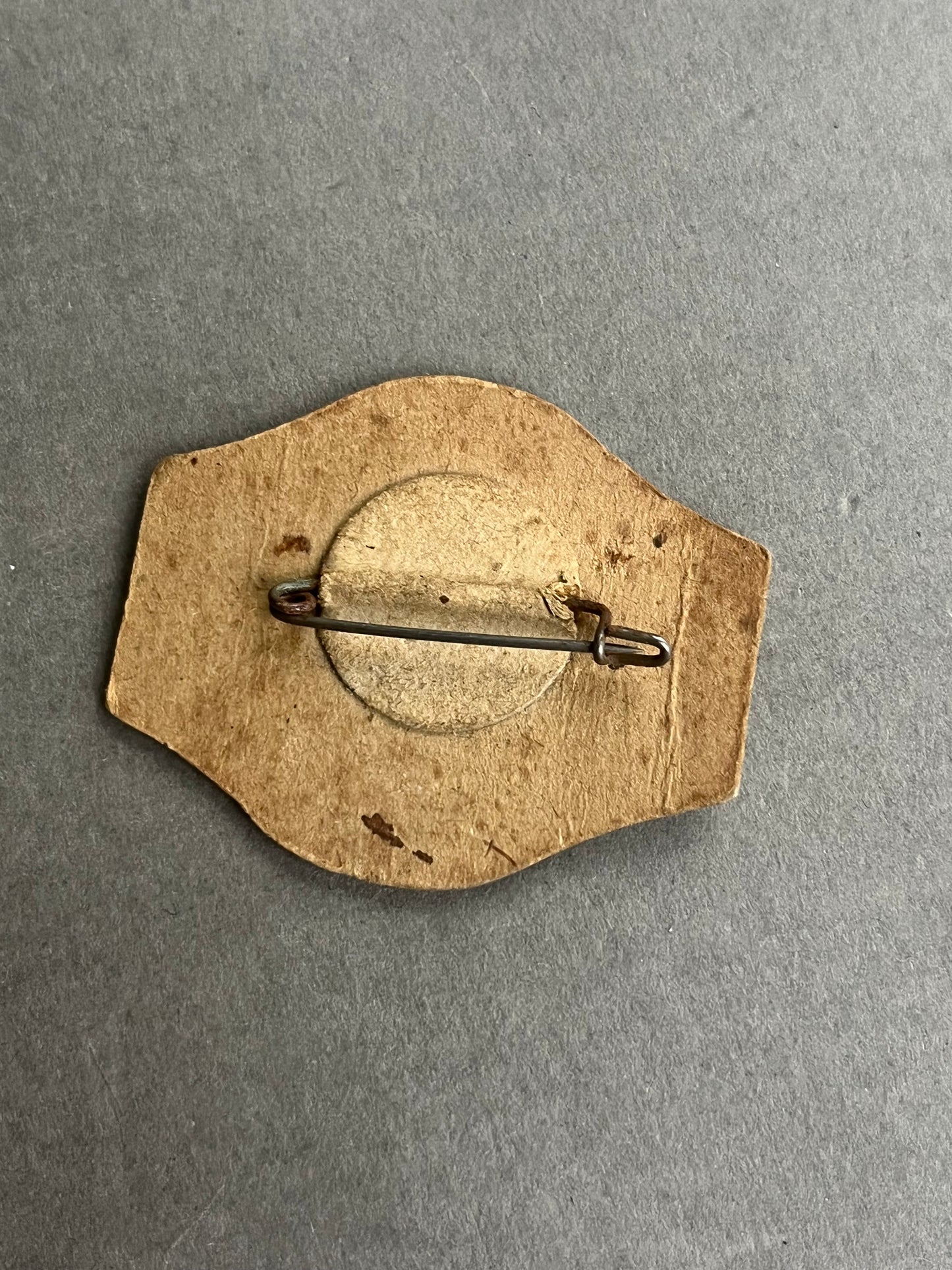 WW2 Tysk NSDAP Pap-Tinnie. En af de bedre. Original.