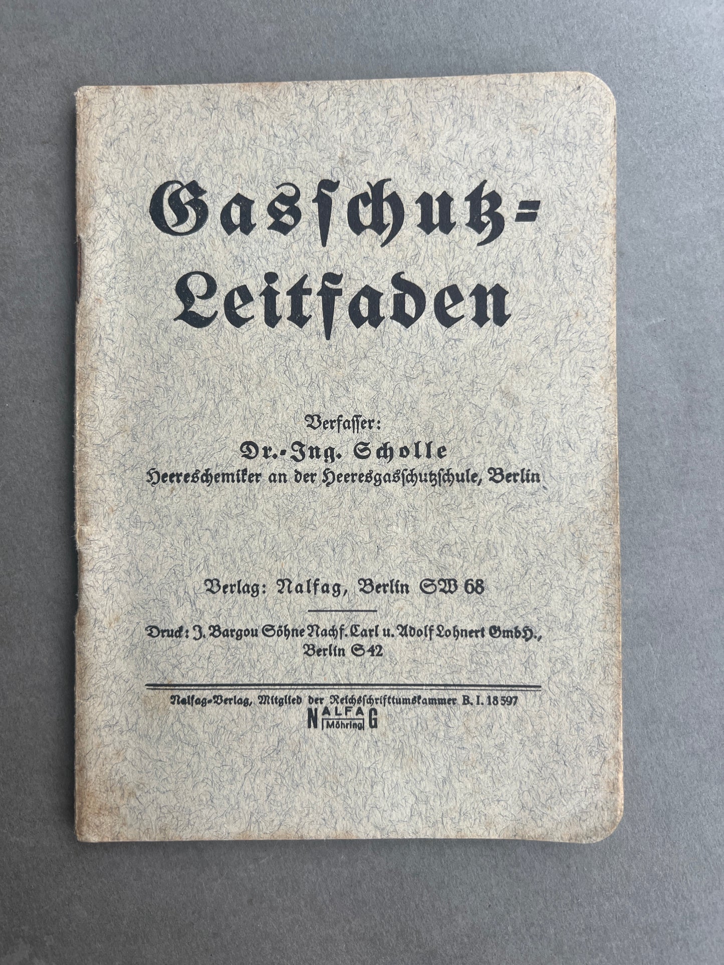 WW2 Tysk Heer Gasmaske "Brugsvejledning" på 52 sider. Fra 1942. Ses ikke tit. Original.