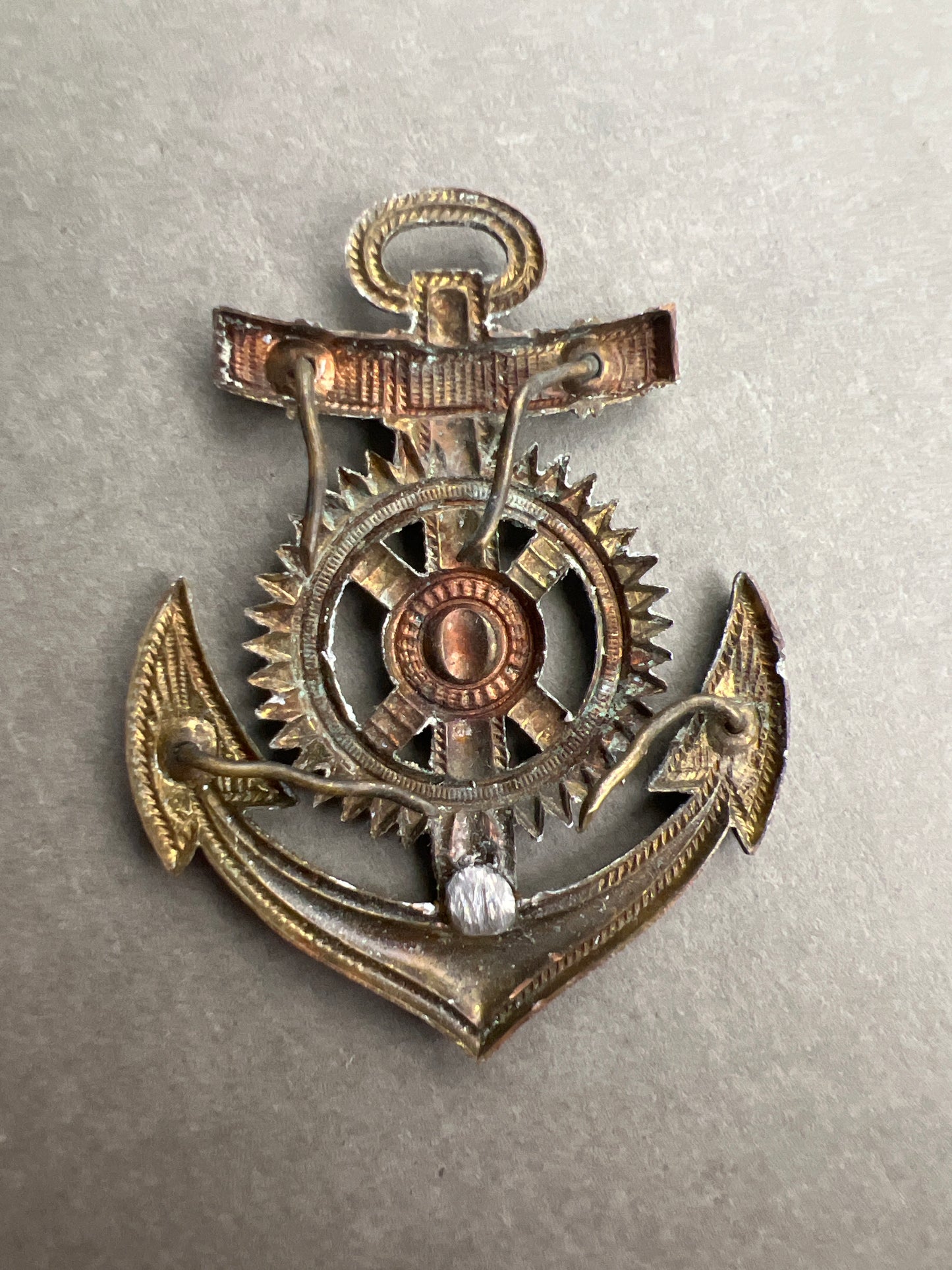 WW2 Tysk Kriegsmarine Metal insignia til specialist ærmemærke. Original.