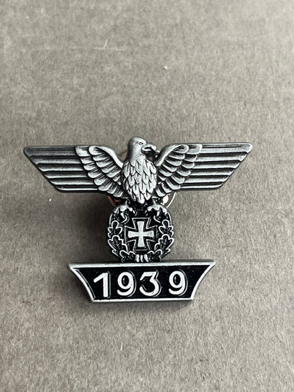 WW2 Tysk Wiederholungspange. Efterkrigs.