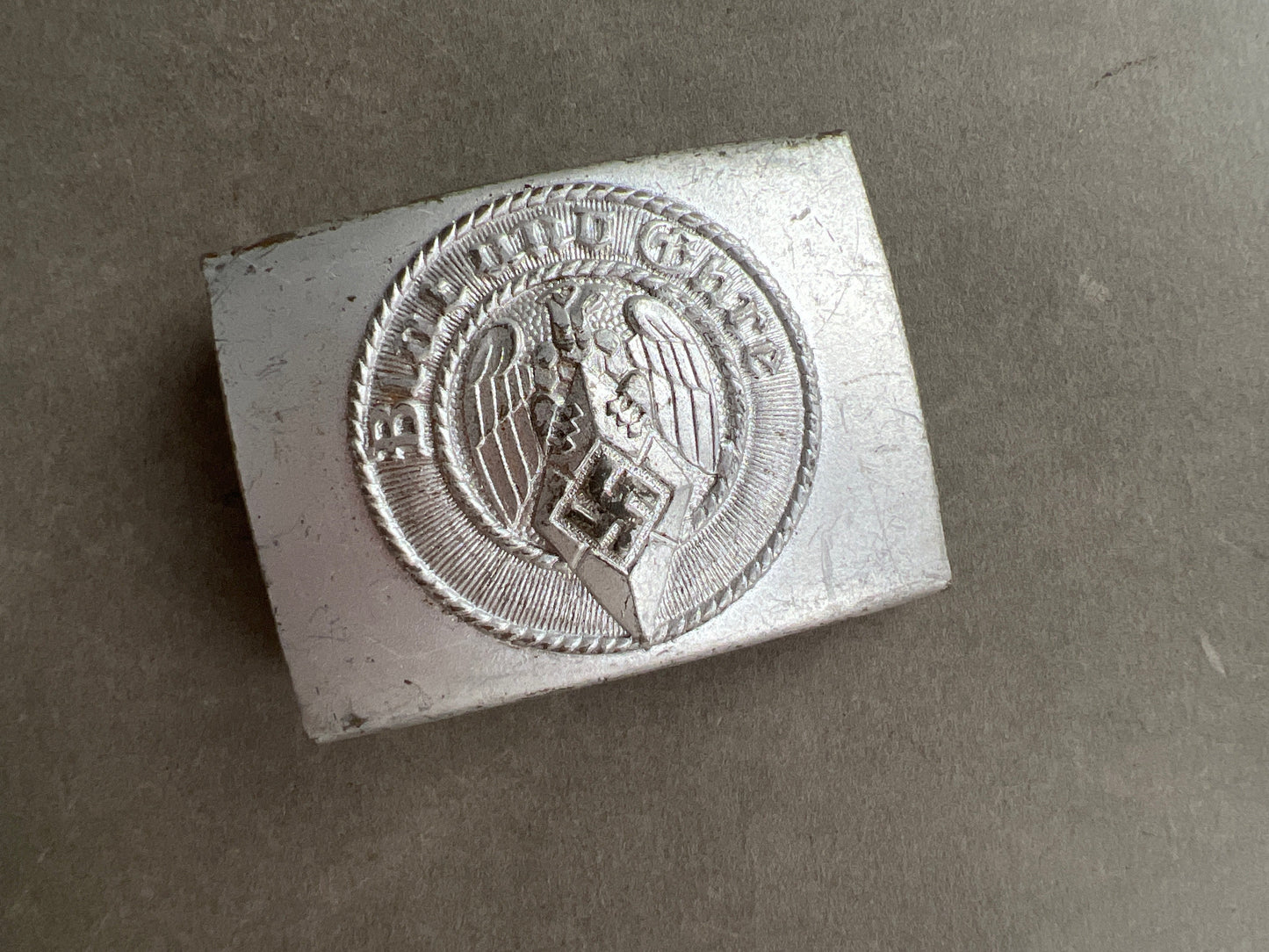 WW2 Tysk HJ Bæltespænde. Efter vores mening efterkrigs.