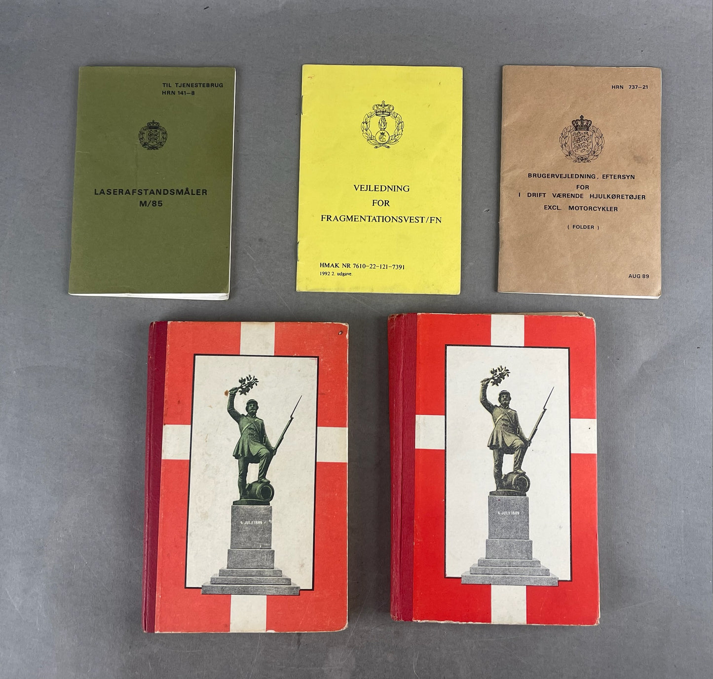 Blandet Dansk Militær Lot. Original.