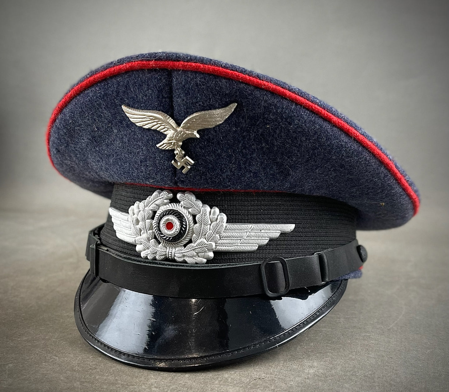 WW2 Tysk Luftwaffe Kasket. Efterkrigs.