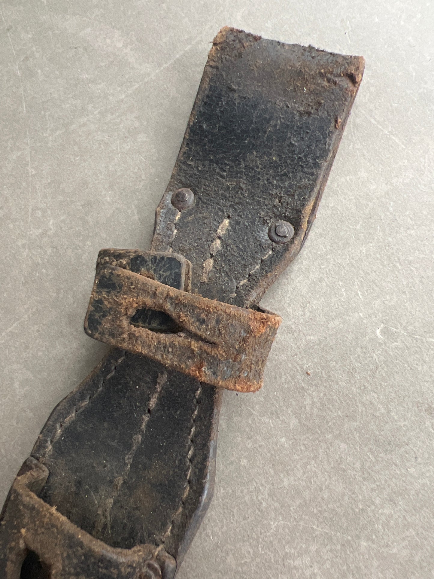 WW2 Tysk K98 Bajonet Frø. Med fremstiller. Kan ikke lukkes. Original.