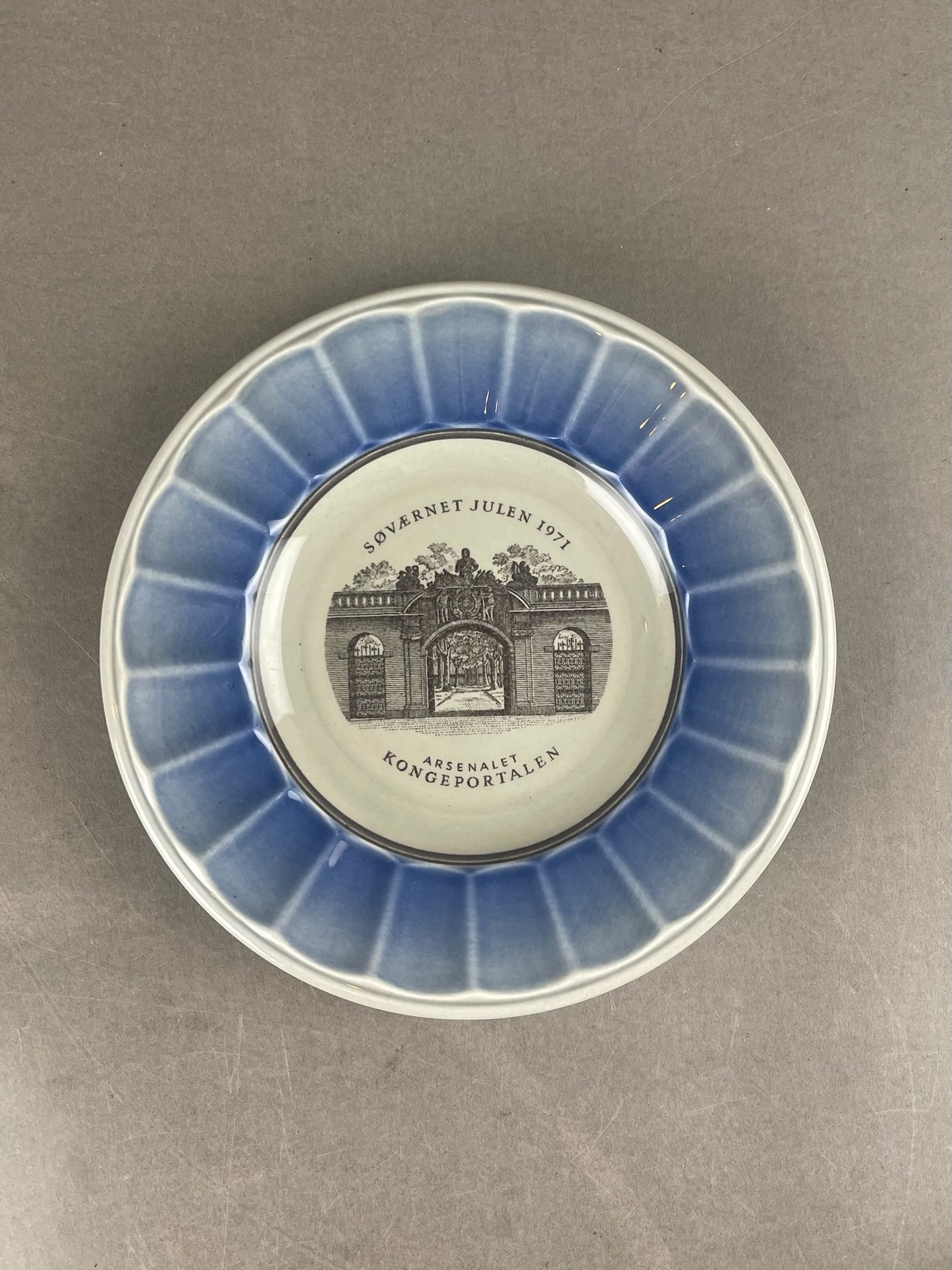 Blandet Lot af Danske militær platter. Original.