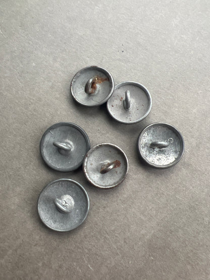 WW2 Tysk Uniformsknapper til kampjakken. 6 stk. Original.