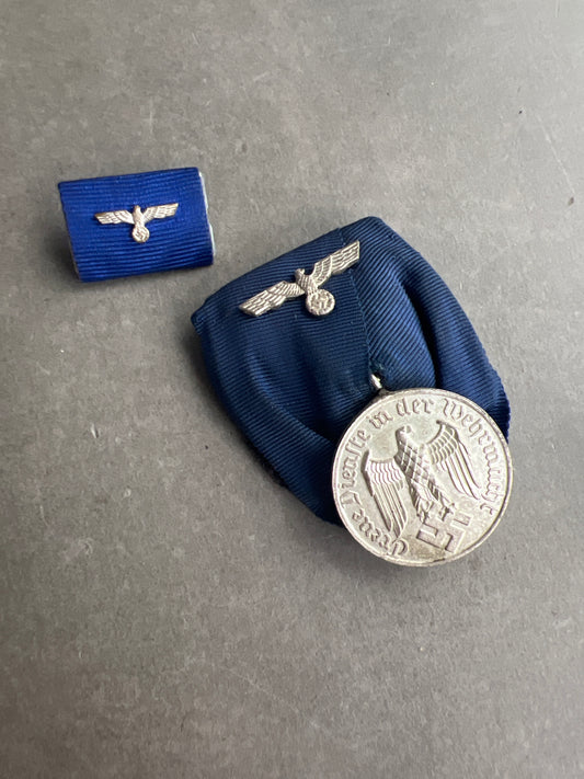 WW2 Tysk Wehrmacht "Treudienst" i 4 år. Med spange. Original.