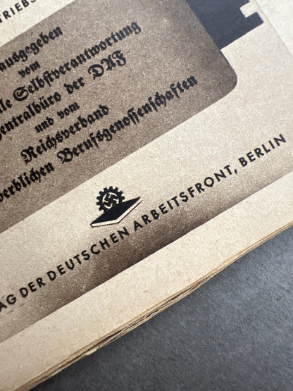 WW2 Tysk DAF Kalender. Original.