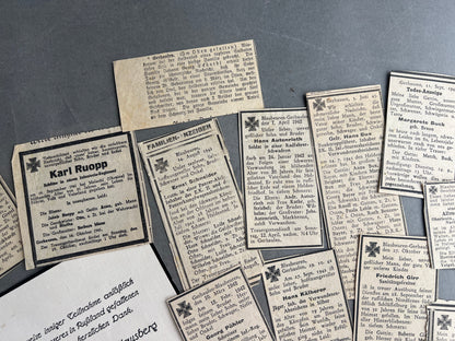 WW2 Tysk Lot af Dødsannoncer. 1 panzer og flere med medaljer. 25 stk. Original.