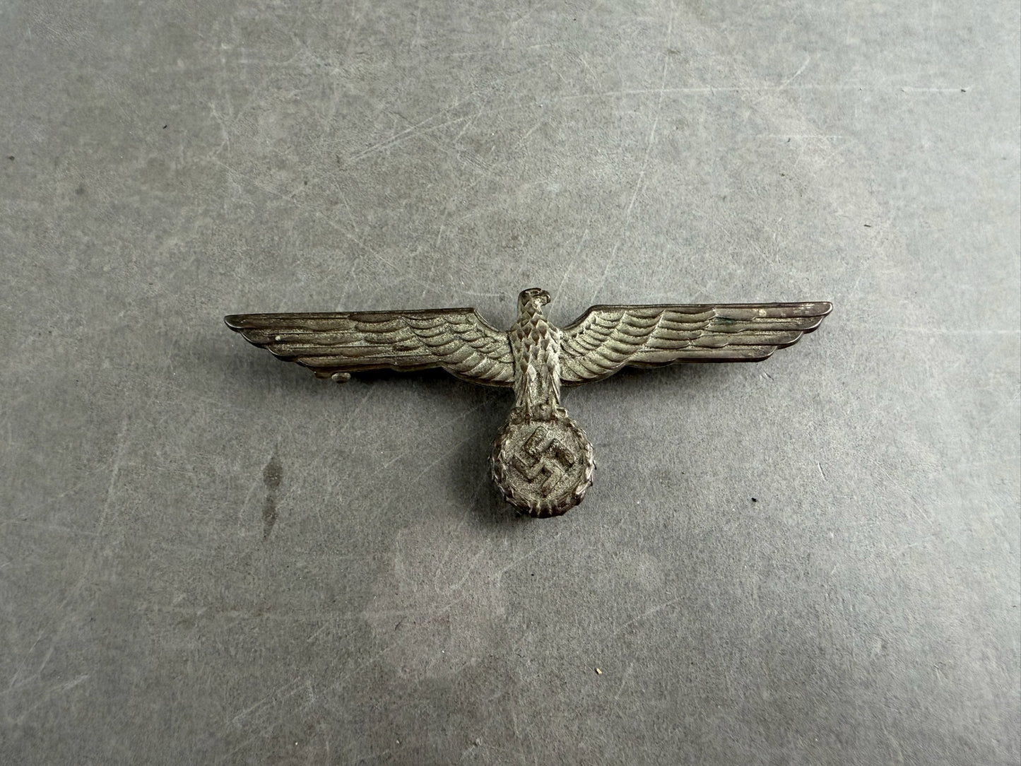 WW2 Tysk Wehrmacht Officer Brystørn til den hvide sommerjakke. Original.