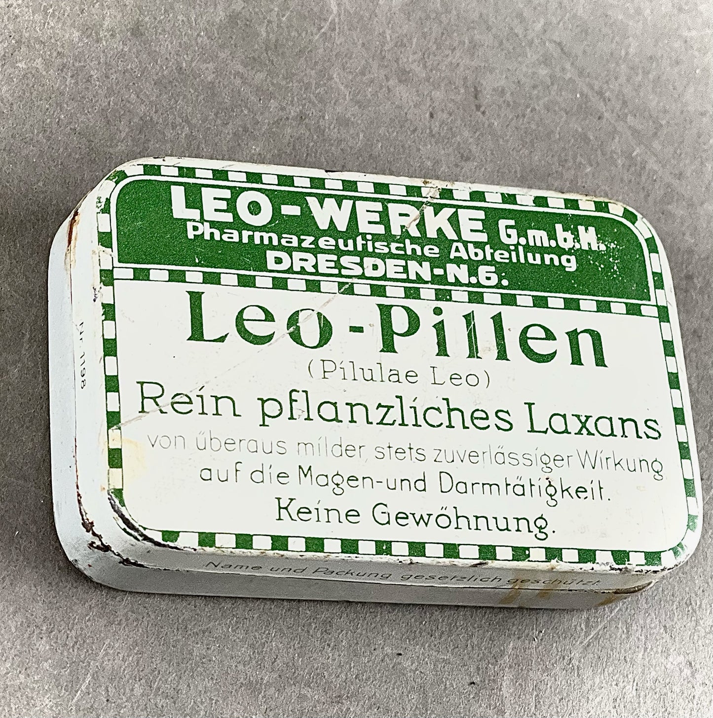 WW2 Tysk Heer "Leo-Pillen" beholder. Leo-Werke leverede til hæren. Original.