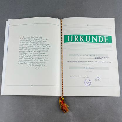 Østtysk DDR Stort Urkunde/Medalje Lot. Original.