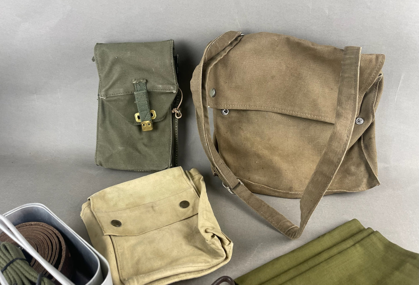 Blandet Dansk Militær Lot. Original.