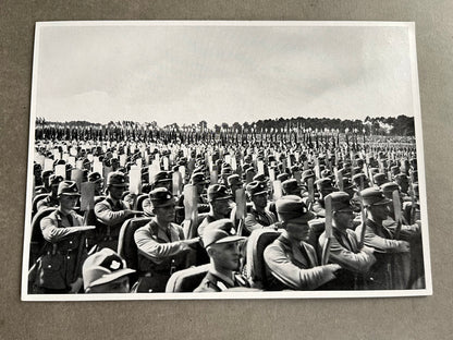 WW2 Tysk "Cigaretten Album" Billede. 12x17 cm. Godt RAD motiv. Original.