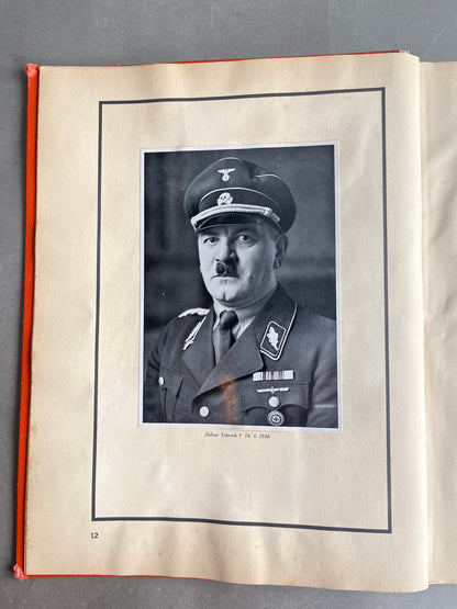 WW2 Tysk “Adolf Hitler” Cigaretten Album. Komplet med alle billeder! Original.