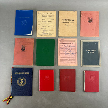 Østtysk DDR Lot af "Medlemsbøger". Original.