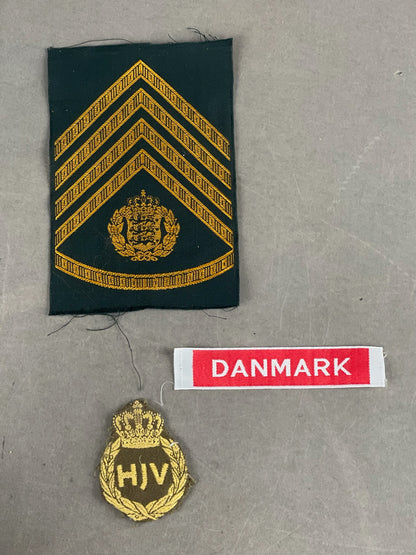 Blandet Lot af Danske Militær Stofmærker. Original.