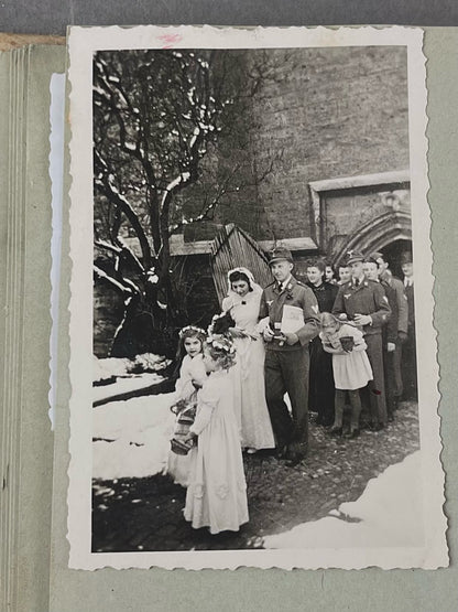 WW2 Tysk Fotoalbum fra 1930/1940'erne Enkelte gode billeder. Original.