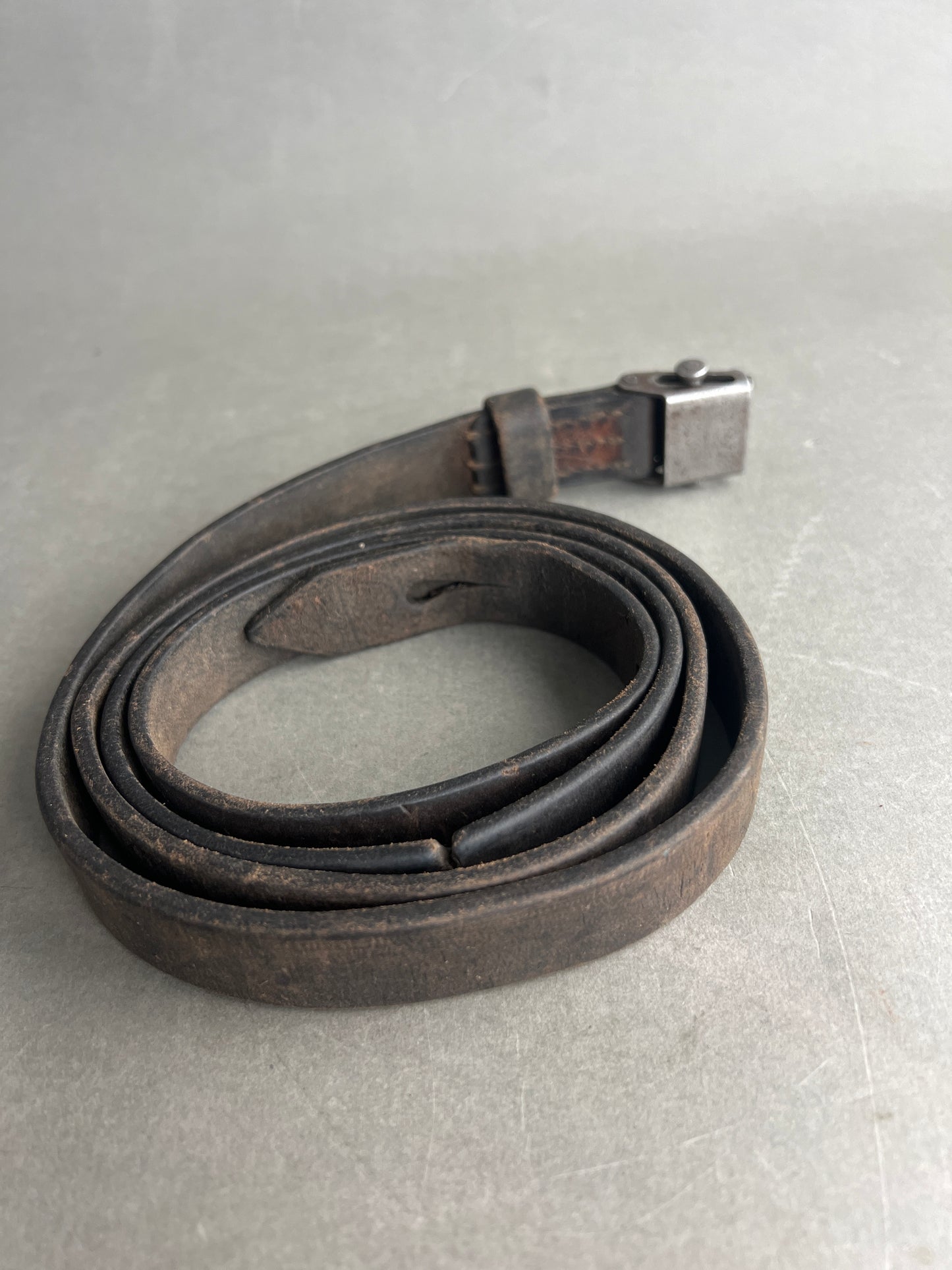 WW2 Tysk MP38u.40 Rem (2 huller til lukning). Med fremstiller. Original.