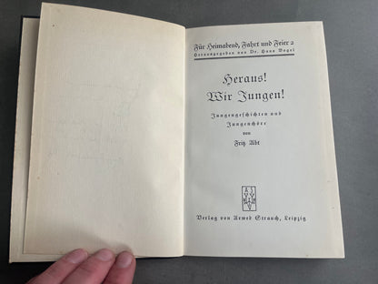 WW2 Tysk HJ Bog. Med Hilsen/Dedikation. Mange gode illustrationer. Original.