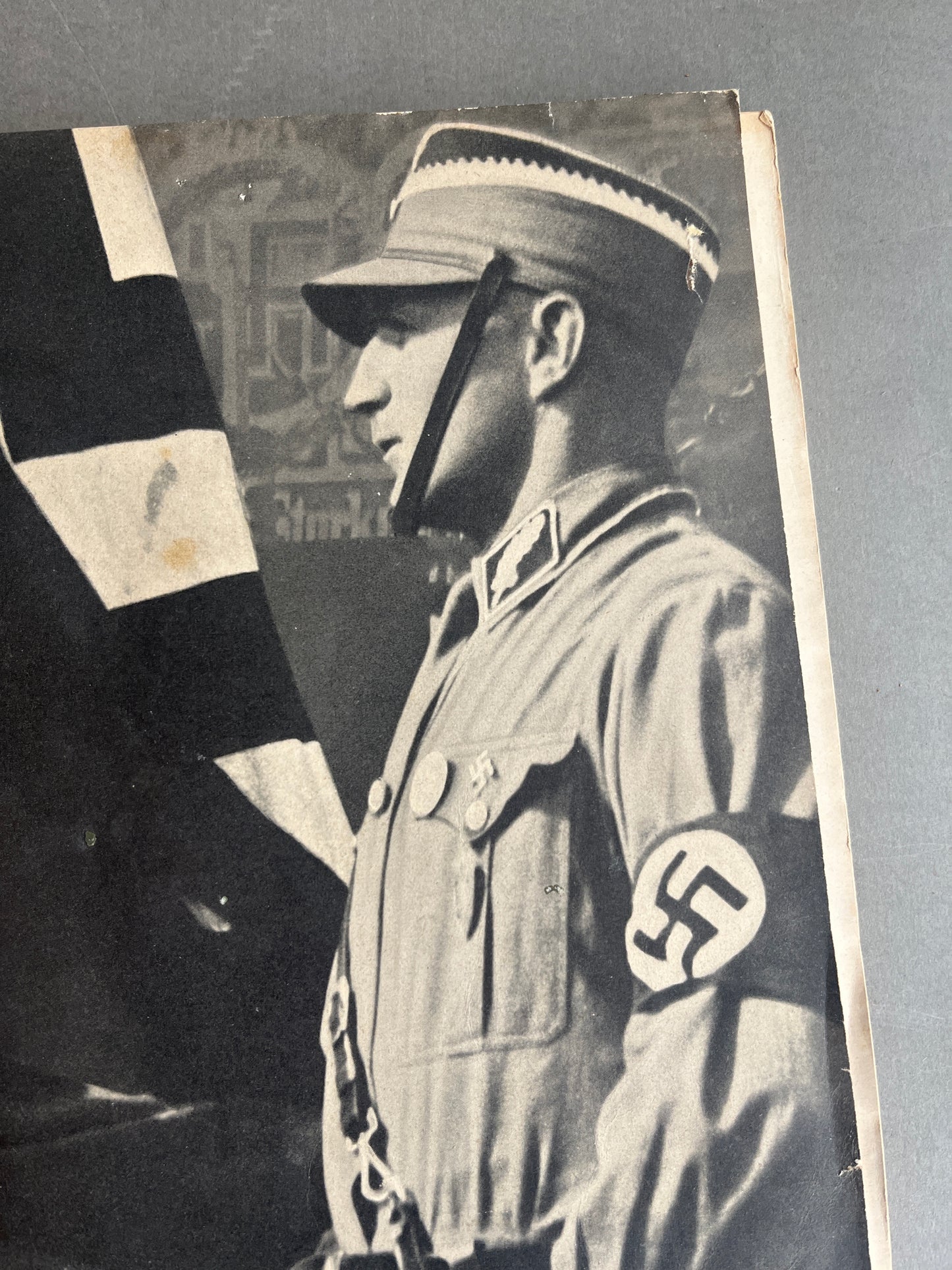 WW2 Tysk SA Blad. Stor A3 størrelse og 127 sider. Sjælden. Mange gode billeder. Original