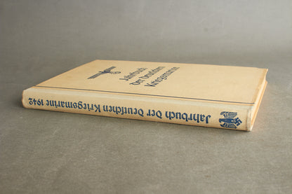 WW2 Tysk Kriegsmarine "Jahrbuch der deutschen Kriegsmarine" Bog. Original.