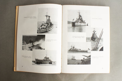 WW2 Tysk Kriegsmarine "Jahrbuch der deutschen Kriegsmarine" Bog. Original.