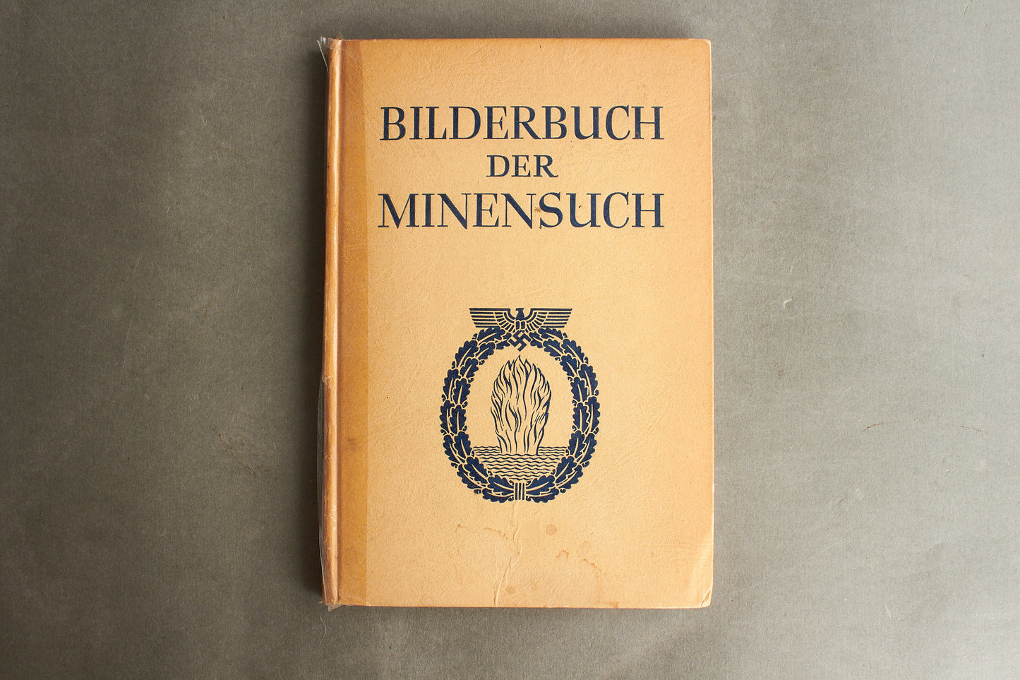 WW2 Tysk Kriegsmarine "Bilderbuch der Minensuch" Bog. Original.