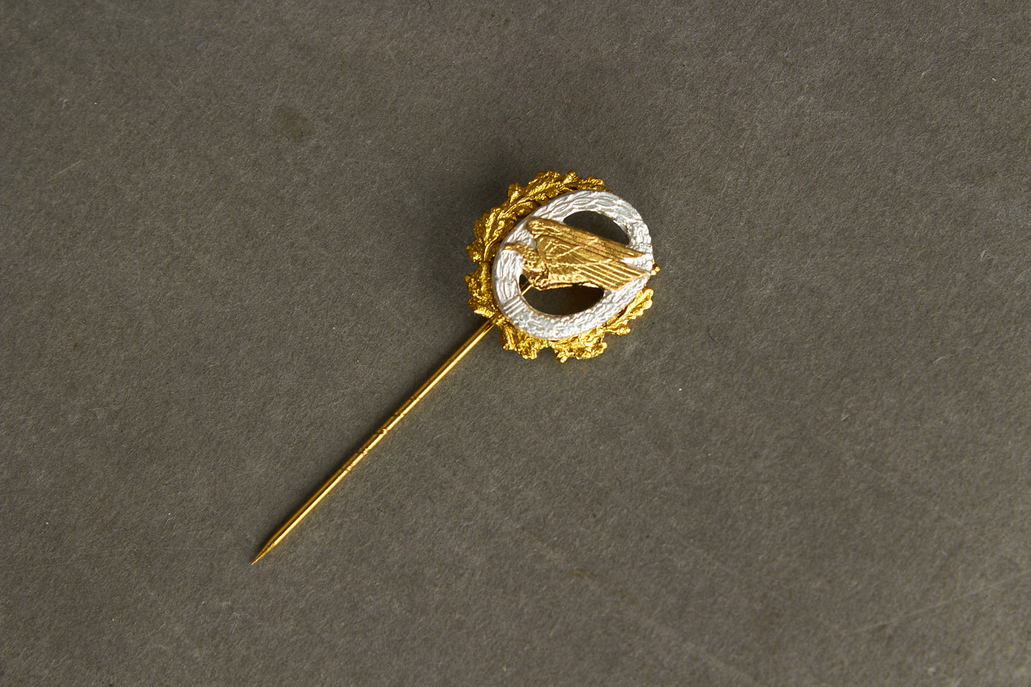 WW2 Tysk Luftwaffe Fallschirmjäger Veteran Forening Pin. Original.