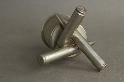 WW2 Dansk Militær Bæger med Landsoldaten. Original.