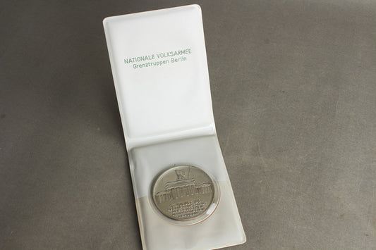 Østtysk DDR VA "Volksarmee" medaille. Original.