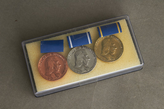 Østtysk DDR Medaljer (Guld, sølv, bronze). Original.