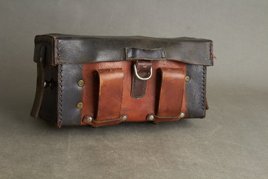 WW1/WW2 Tysk Røde Kors lægetaske med indhold. Original.