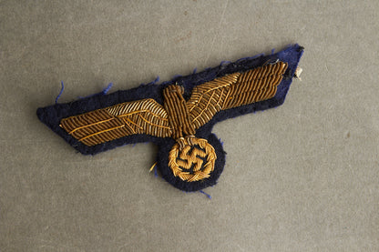 WW2 Tysk Kriegsmarine Officer Brystørn. Har været påsyet uniform. Original.