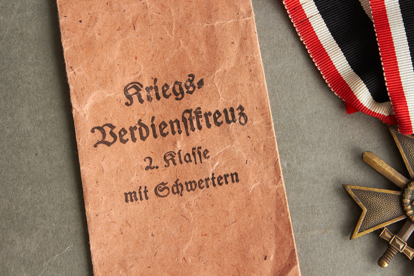 WW2 Tysk Kriegsverdienstkreuz 2. Klasse m. sværd i pose. Original.
