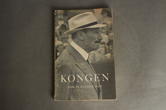 Dansk Kong Christian d. 10 "Kongen som vi kender ham" Bog. Original.