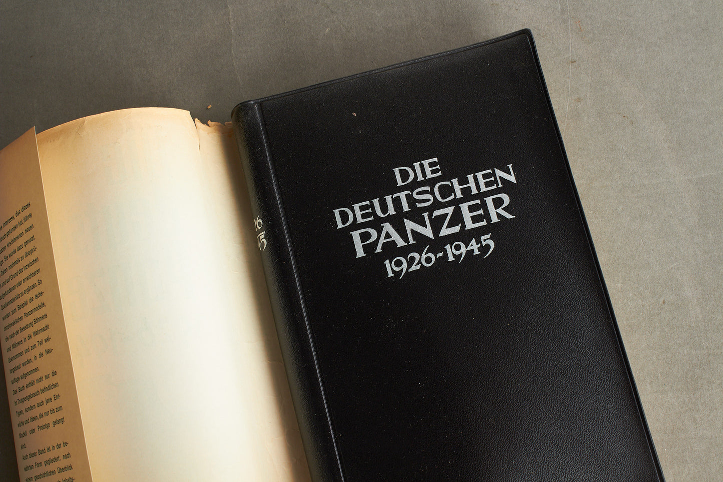 Bog "Die deutschen Panzer 1926-1945"