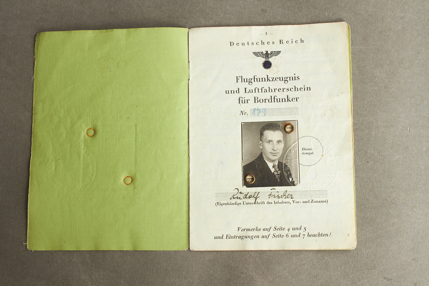 WW2 Tysk Luftwaffe "Flugfunkzeugniz und Luftfahrerschein für Bordfunker". Original.
