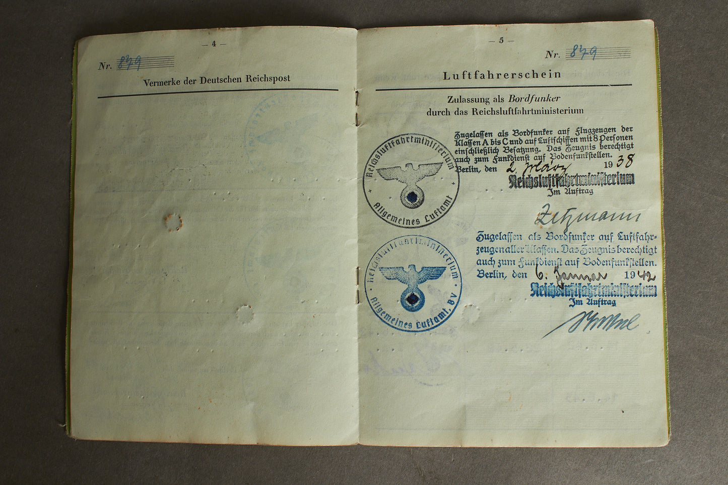WW2 Tysk Luftwaffe "Flugfunkzeugniz und Luftfahrerschein für Bordfunker". Original.