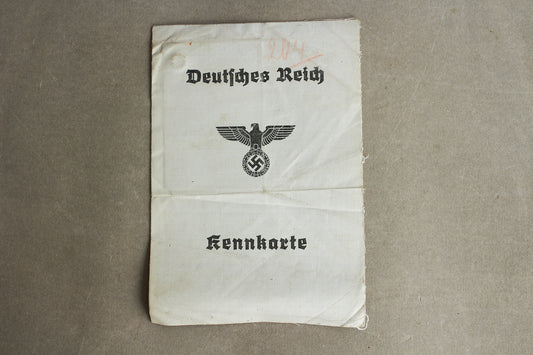WW2 Tysk "Kennkarte". Pænt udfyldt. Original.